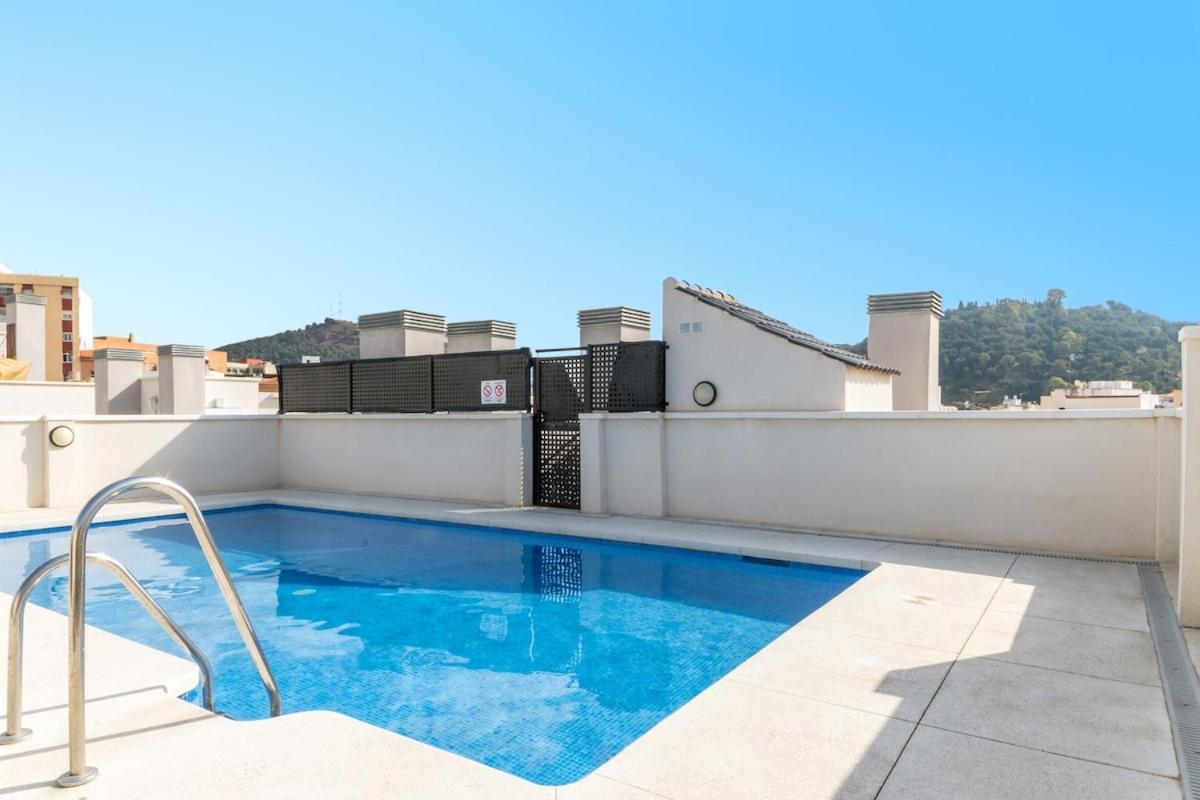 -Malagasunapts- Stylish City Centre Pool&Parking Екстериор снимка